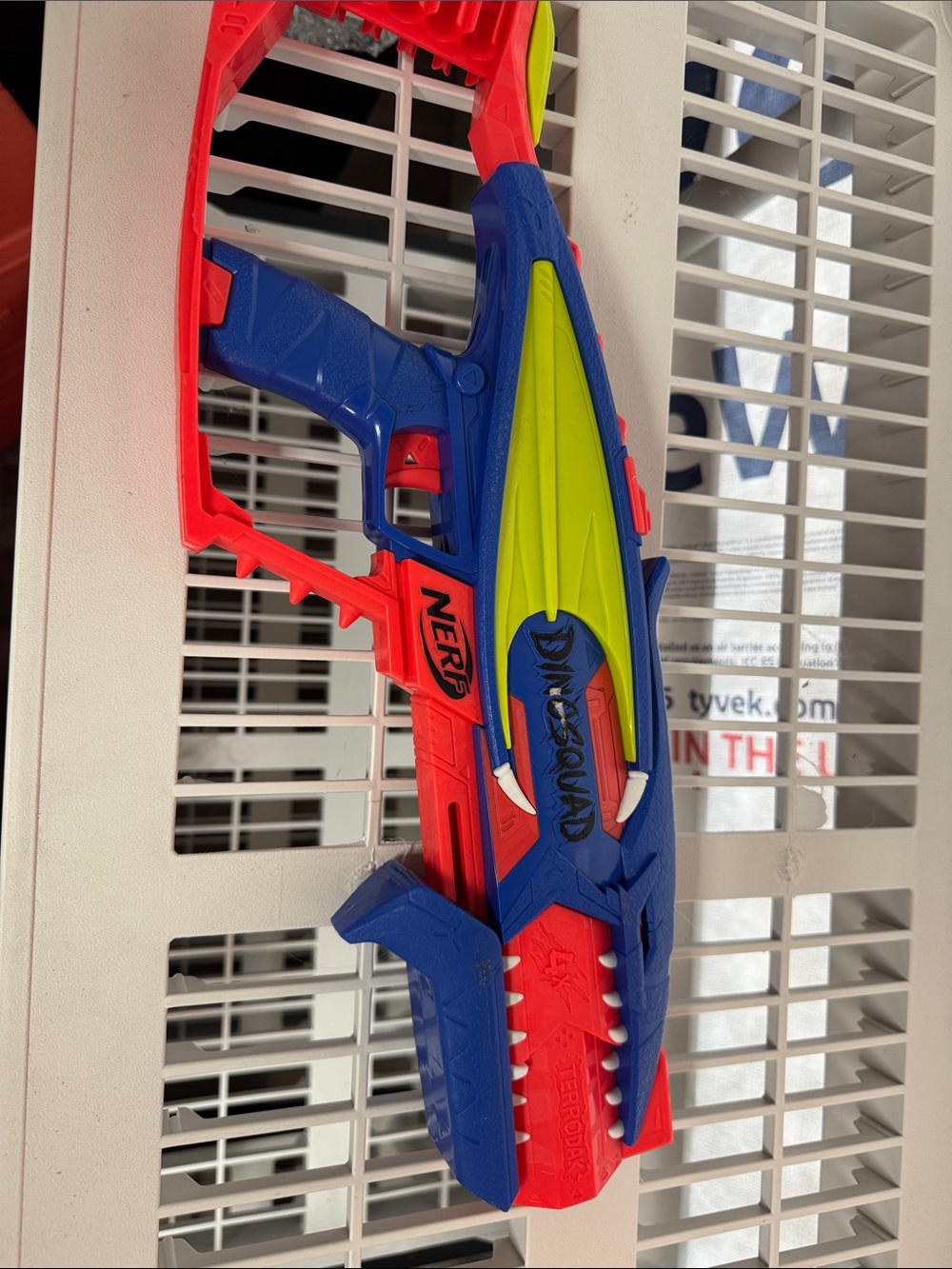 Nerf DinoSquad Blue Red Lime Foam Blaster